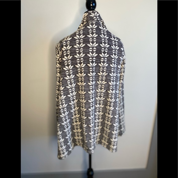 Kut From the Kloth Snowflake waterfall Cardigan - Picture 2 of 6